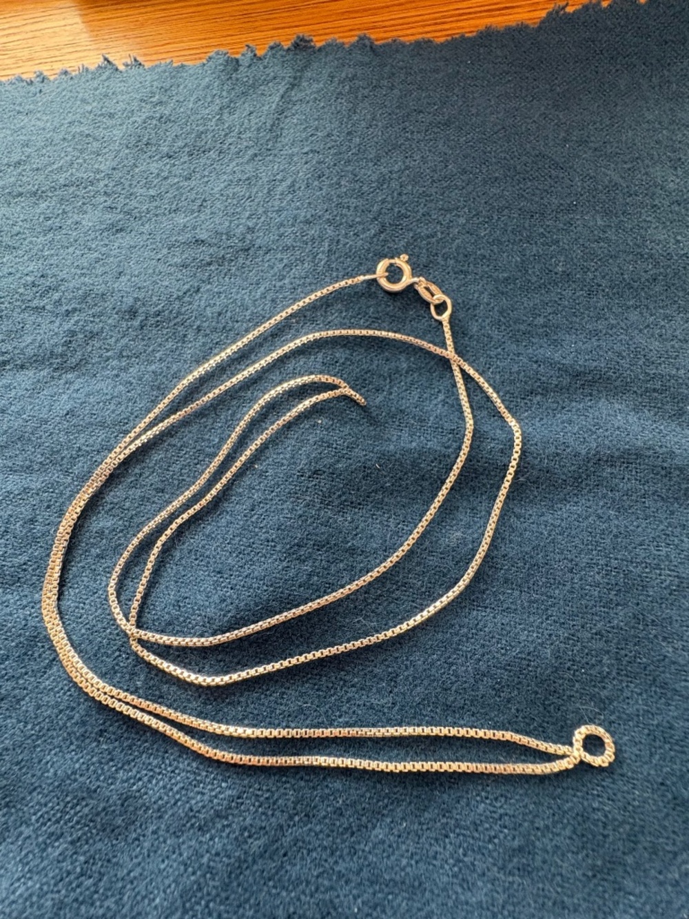 24" x 1mm Sterling Silver Box Chain, Marked .925 ITALY, 2.49 grams, Excellent